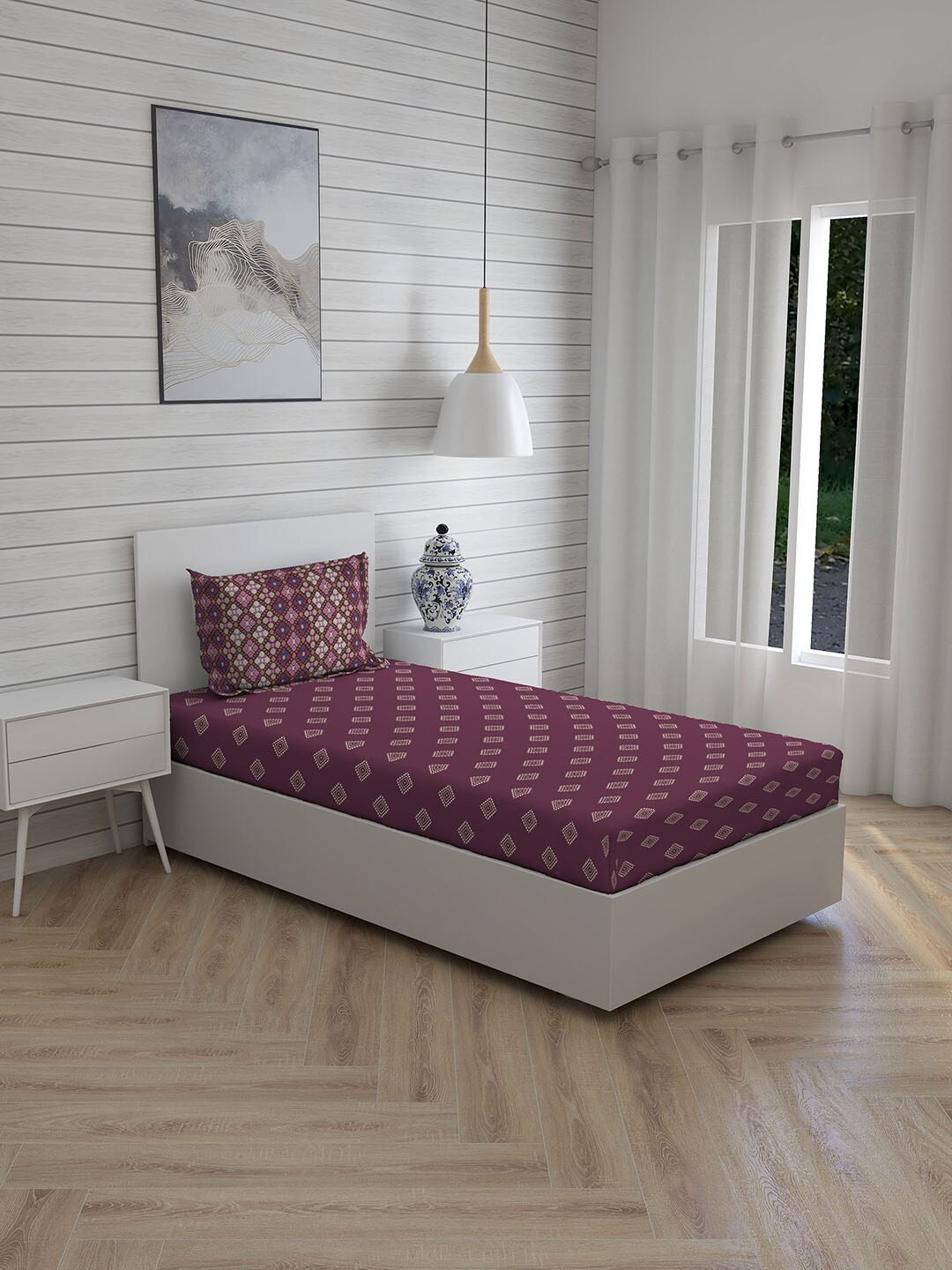 

Boutique Living India Purple & Cream Pure Cotton 200 TC Single Bedsheet 1 Pillow Covers
