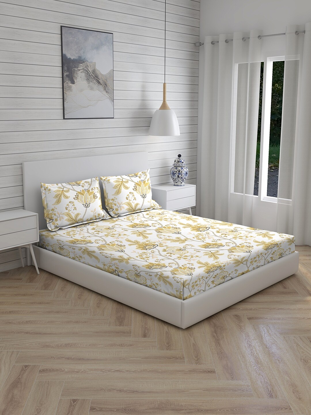 

Boutique Living India Yellow & White Pure Cotton 160 TC Queen Bedsheet 2 Pillow Covers