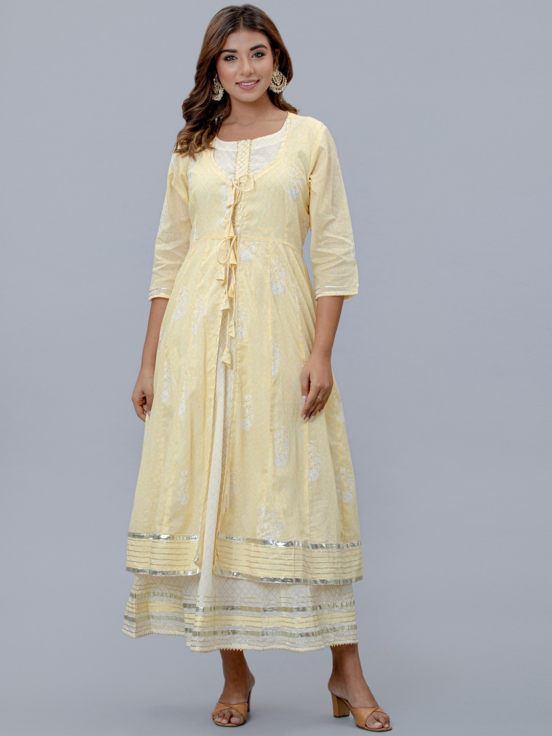 

EtnicaWear Women Ethnic Motifs Printed Gotta Patti Anarkali Pure Cotton Kurta With Shrug, Yellow