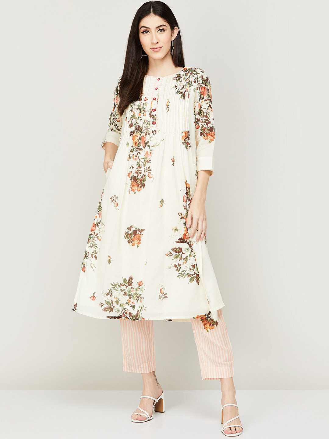 

Melange by Lifestyle Women Floral Printed Kurta with Trousers, Beige