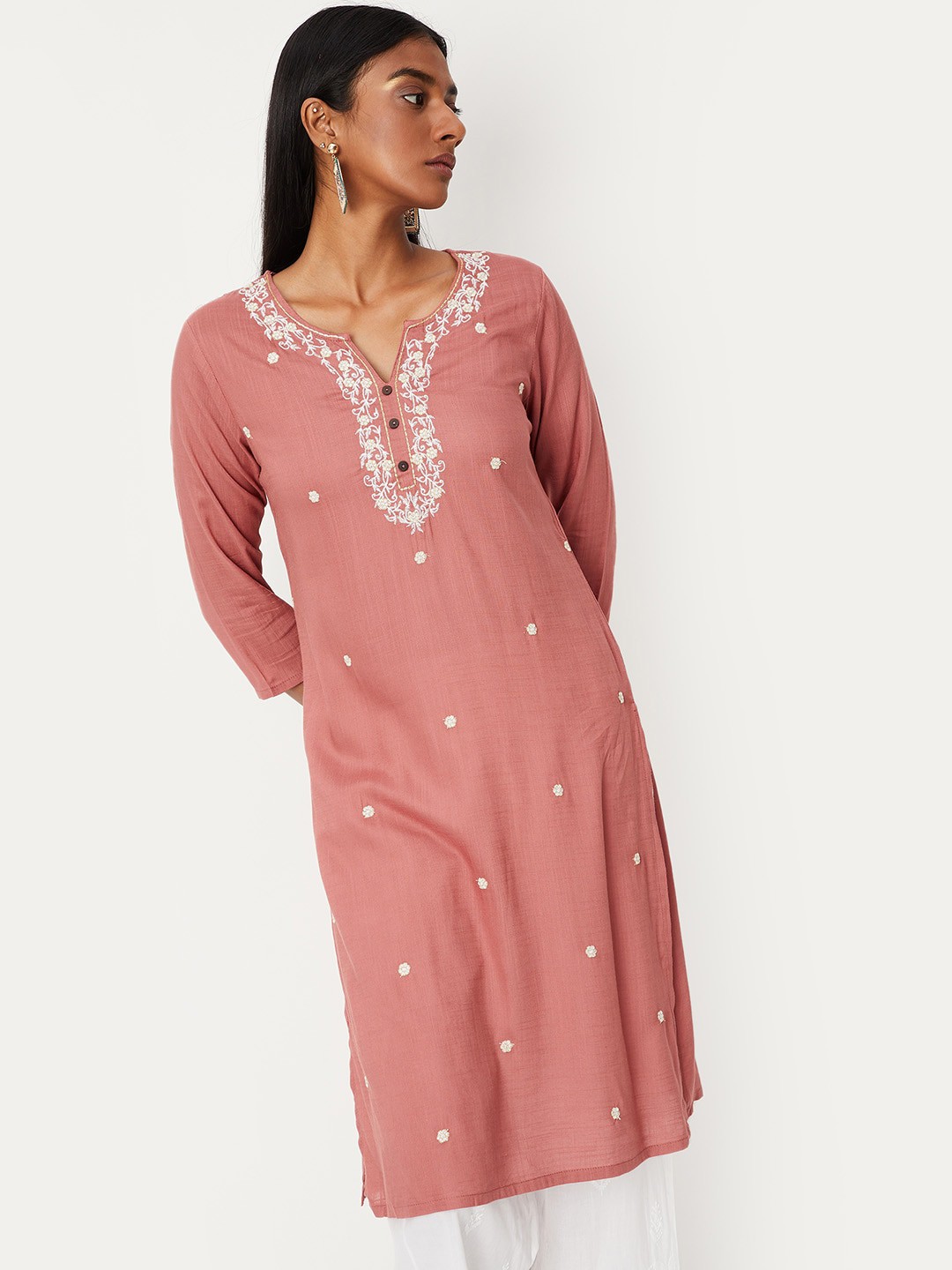 

max Notch Neck Floral Embroidered Thread Work Regular Fit Kurta, Pink