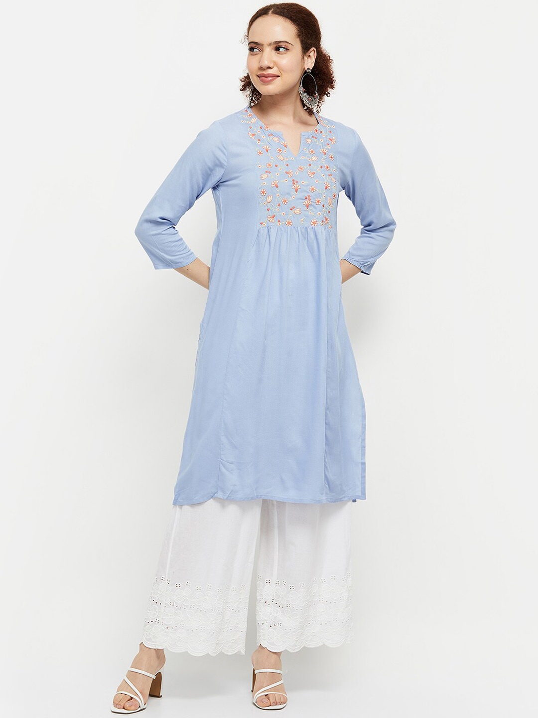 

max Women Floral Yoke Design Thread Work Kurta, Blue