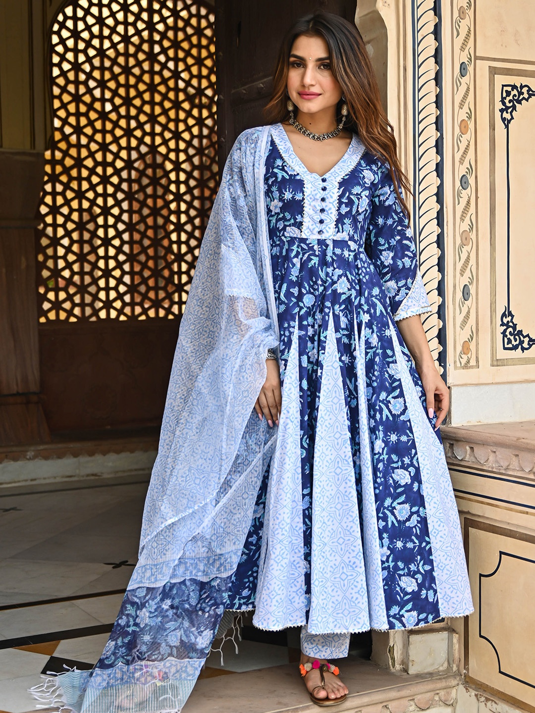 

Bunaai Floral Printed Pleated Pure Cotton Kurta with Trousers & Dupatta, Navy blue