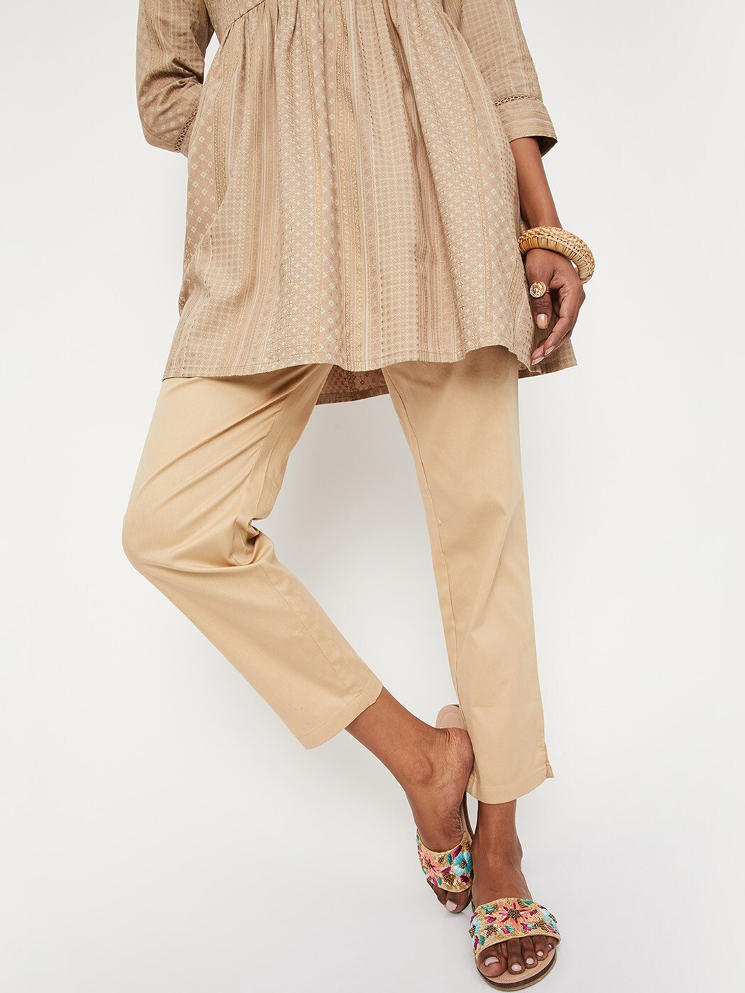 

max Women Cotton Regular Trouser, Beige