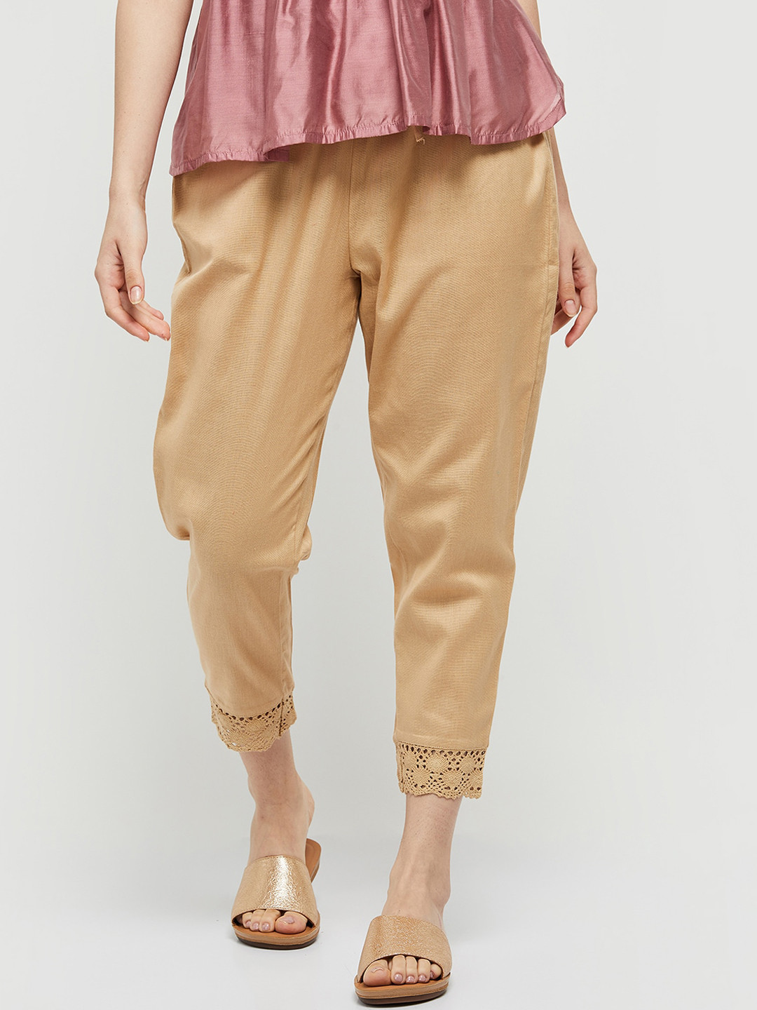 

max Women Solid Cotton Regular Fit Cropped Trousers, Beige