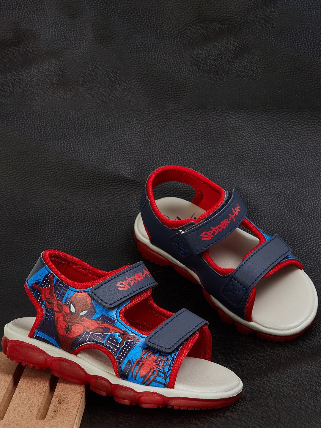

Fame Forever by Lifestyle Boys Comfort Sandals, Red