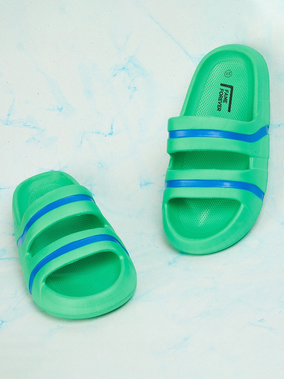 

Fame Forever by Lifestyle Boys Striped Sliders, Green