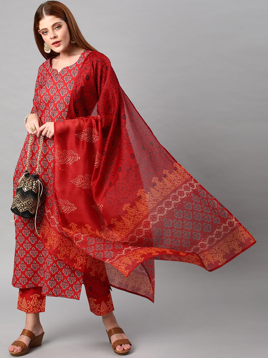 

KALINI Women Floral Printed Kurta With Trousers & Dupatta, Maroon