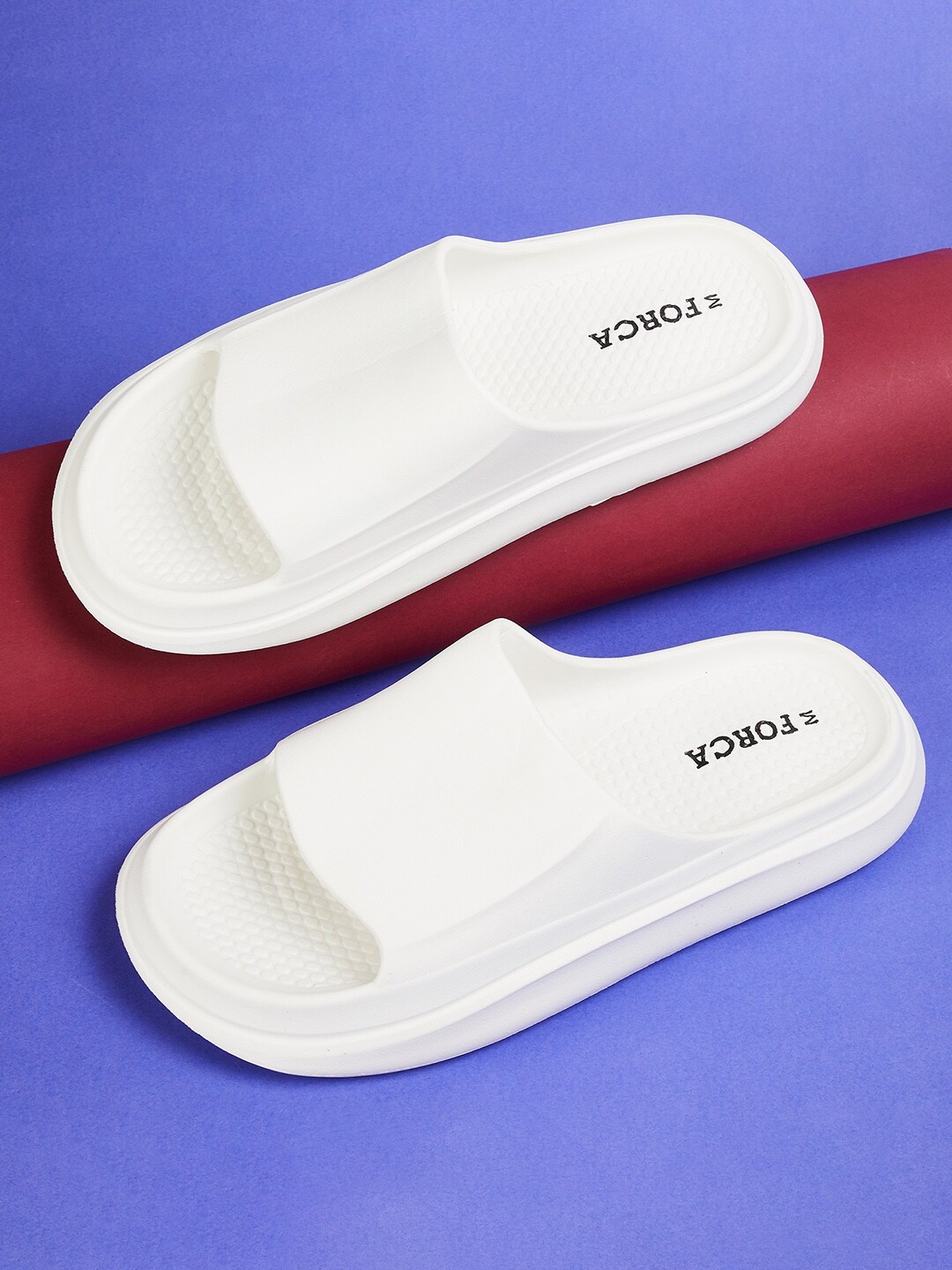 

Forca by Lifestyle Men Croslite Sliders, White