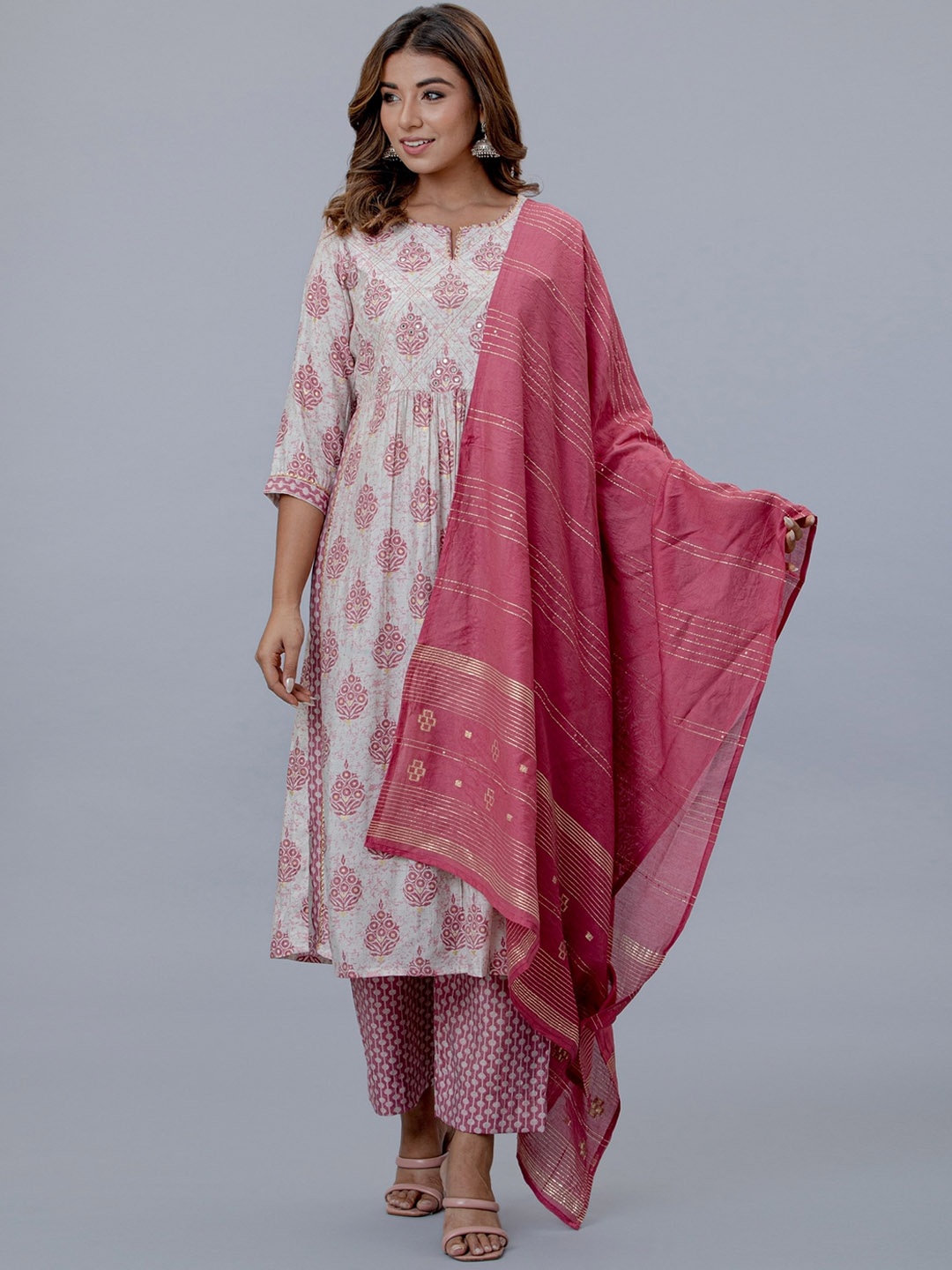 

EtnicaWear Ethnic Motifs Printed Pleated Pure Cotton Kurta with Pyjamas & Dupatta, Grey