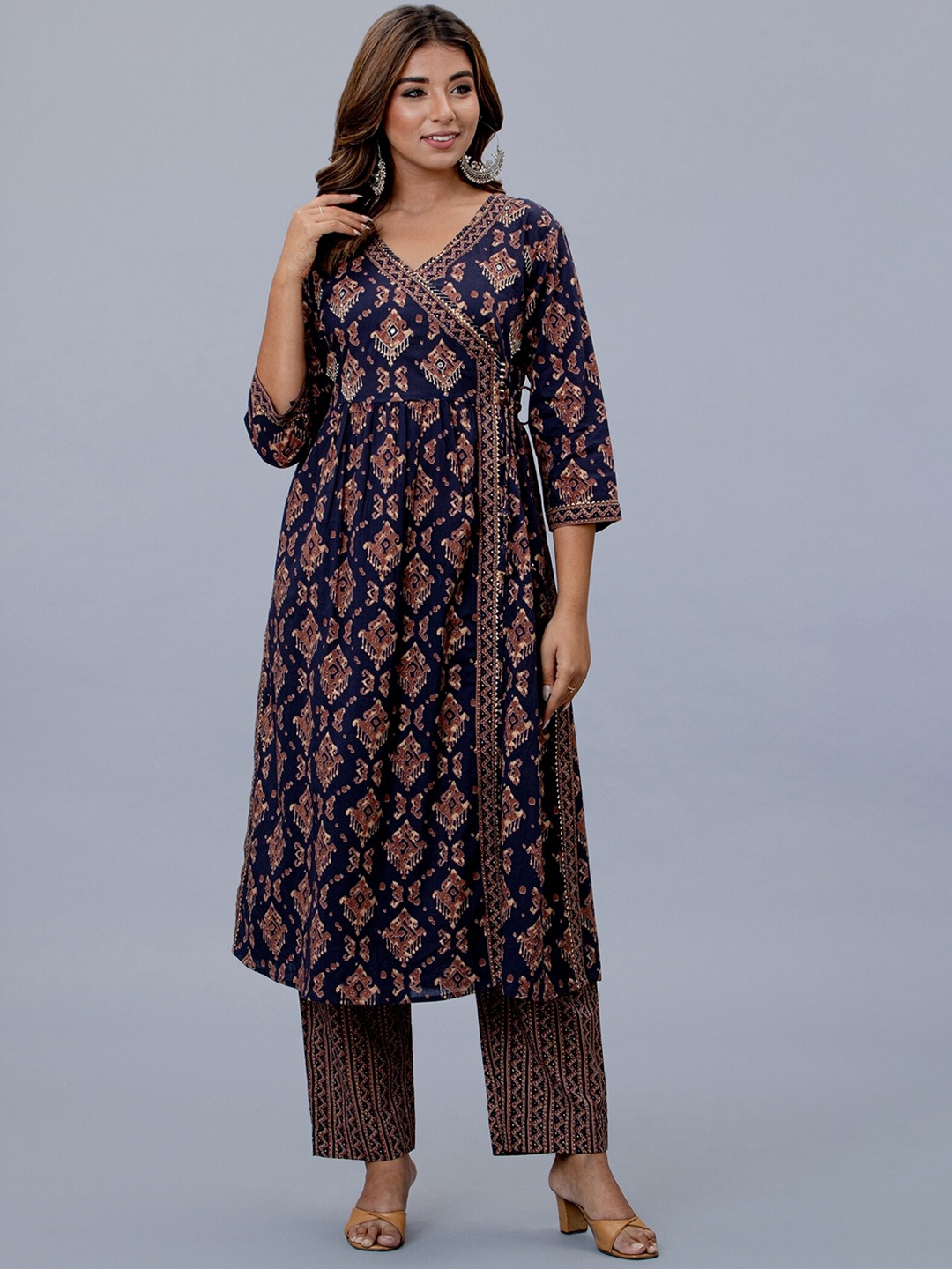 

EtnicaWear Women Ethnic Motifs Printed Angrakha Pure Cotton Kurta with Trousers, Navy blue