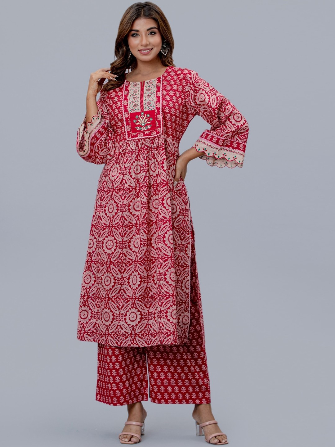 

EtnicaWear Women Ethnic Motifs Printed Pleated Pure Cotton Kurta with Pyjamas, Red