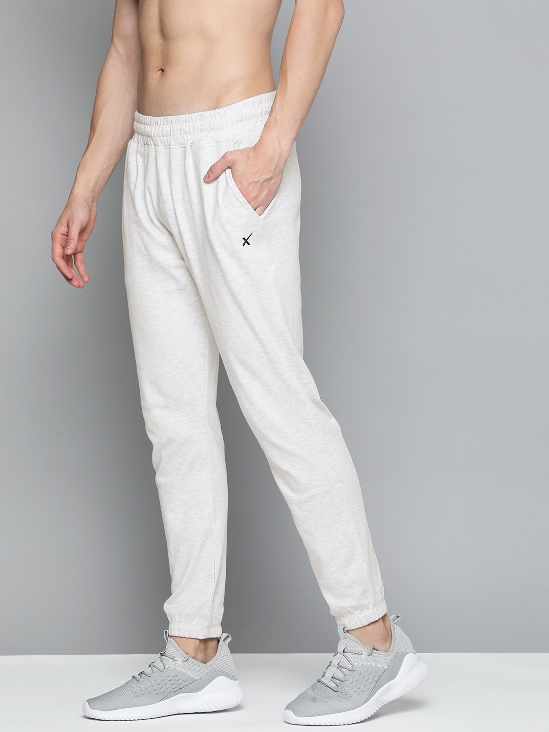 

HRX by Hrithik Roshan Men Solid Cotton Joggers, White