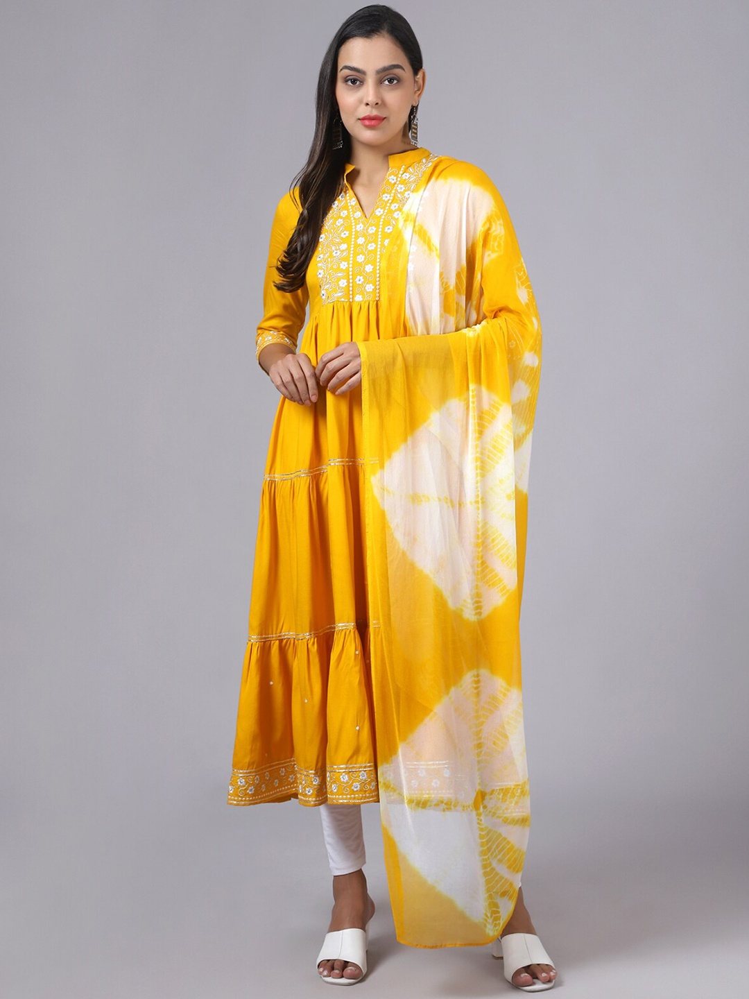 

KALINI Mandarin Collar Floral Printed Kurta, Mustard