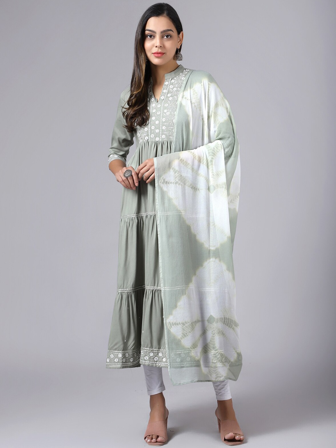 

KALINI Women Floral Embroidered Mandarin Collar Tiered Anarkali Kurta, Grey