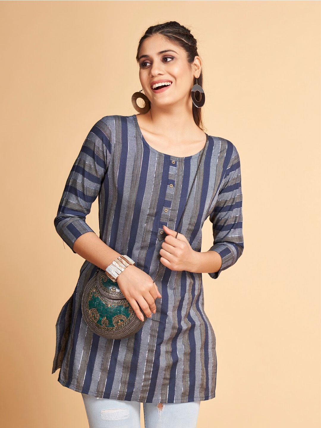 

SHOPGARB Striped Pure Cotton Kurti, Blue
