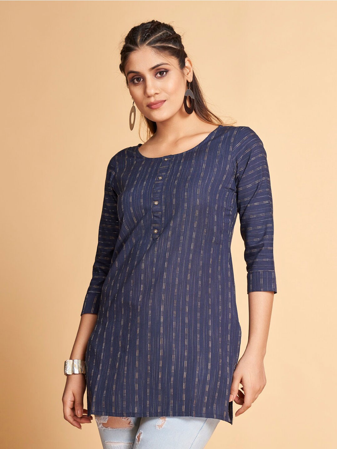 

SHOPGARB Striped Round Neck Kurti, Blue