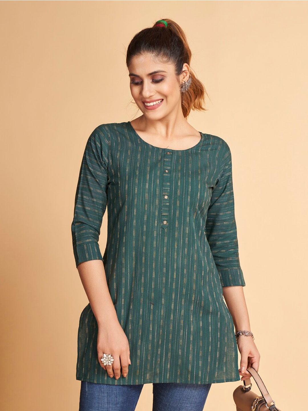 

SHOPGARB Striped Pure Cotton Kurti, Green