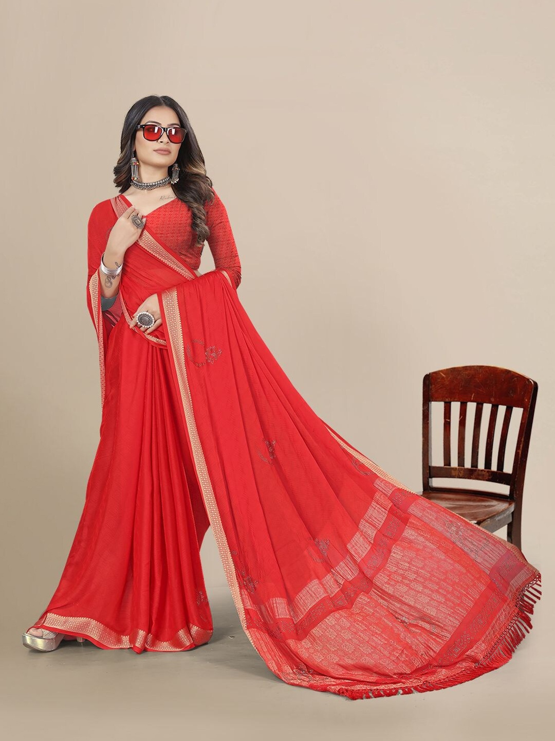 

Mitera Woven Design Zari Saree, Red