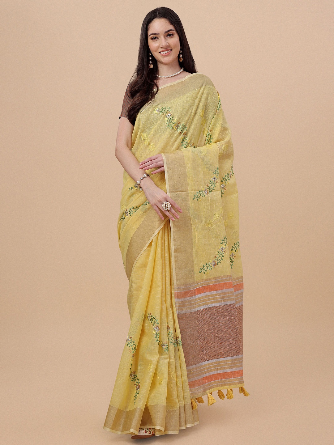 

Mitera Floral Zari Pure Linen Saree, Yellow