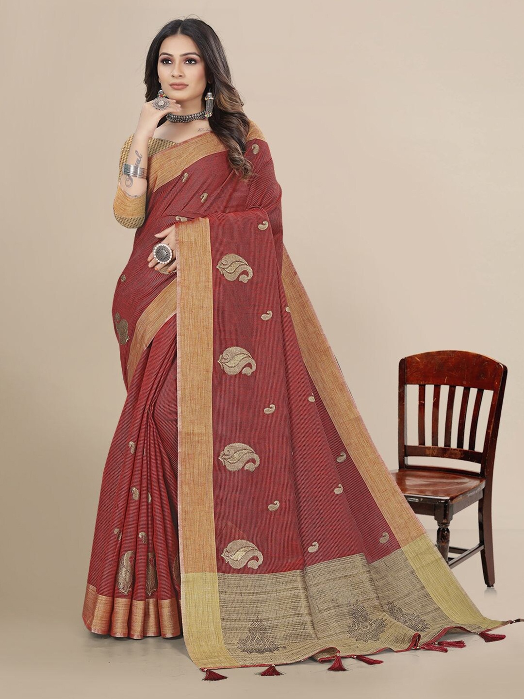 

Mitera Woven Design Zari Pure Linen Saree, Maroon