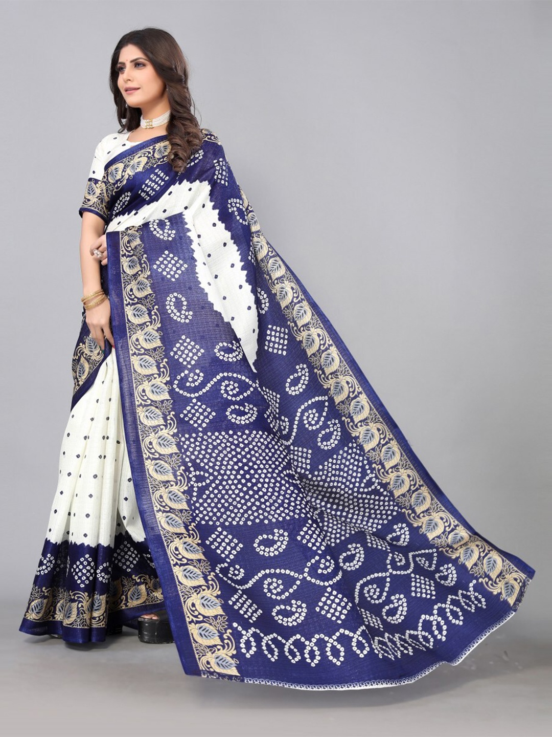 

KALINI Kalamkari Print Saree, Navy blue