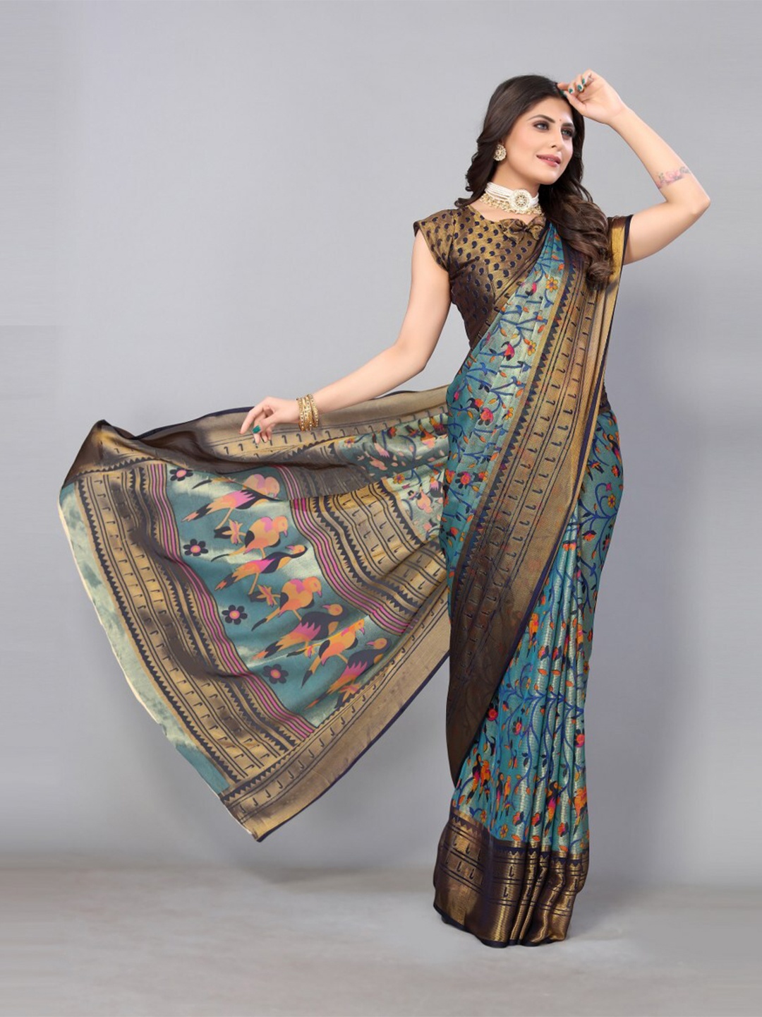 

KALINI Floral Print Brasso Saree, Grey