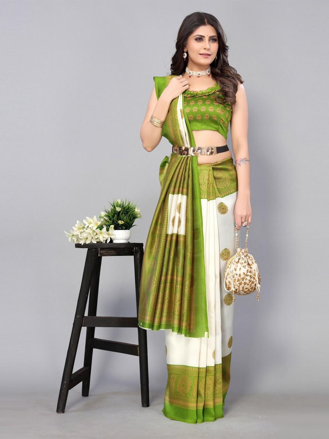 

KALINI Ethnic Motifs Printed Art Silk Saree, Green