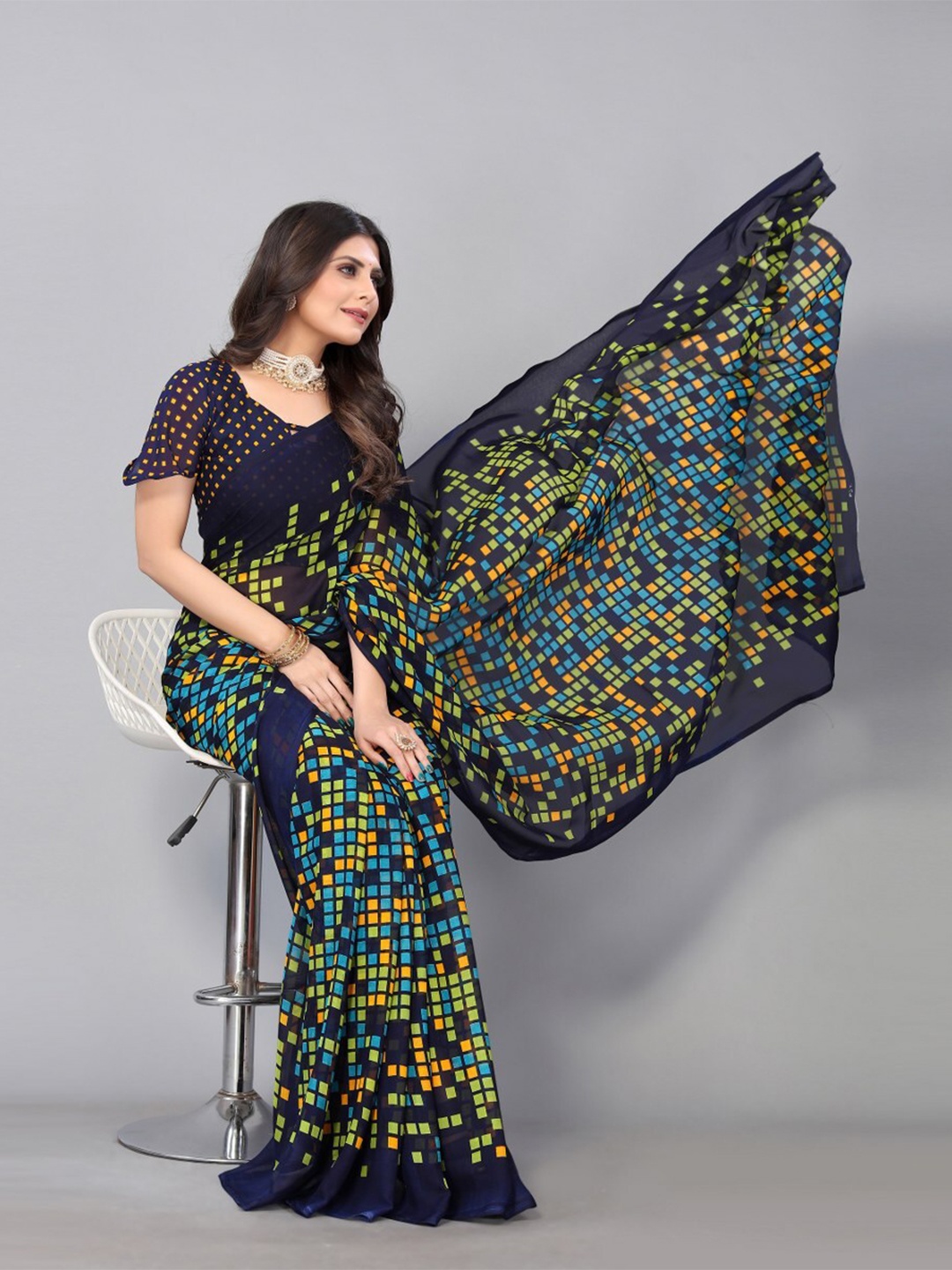 

KALINI Geometric Printed Georgette Saree, Navy blue