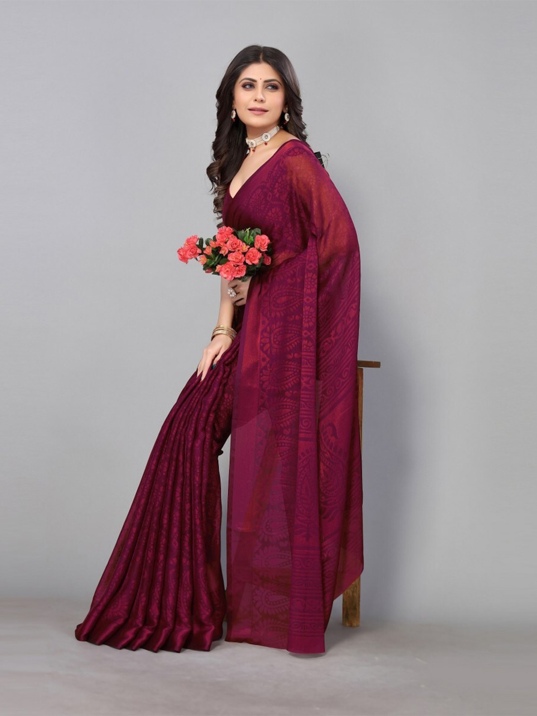 

KALINI Floral Printed Chiffon Brasso Saree, Maroon