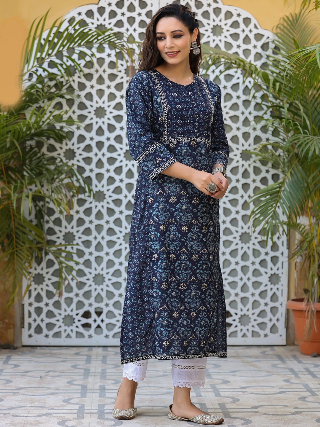 

Rain & Rainbow Women Ethnic Motifs Printed Pure Cotton Kurta, Navy blue