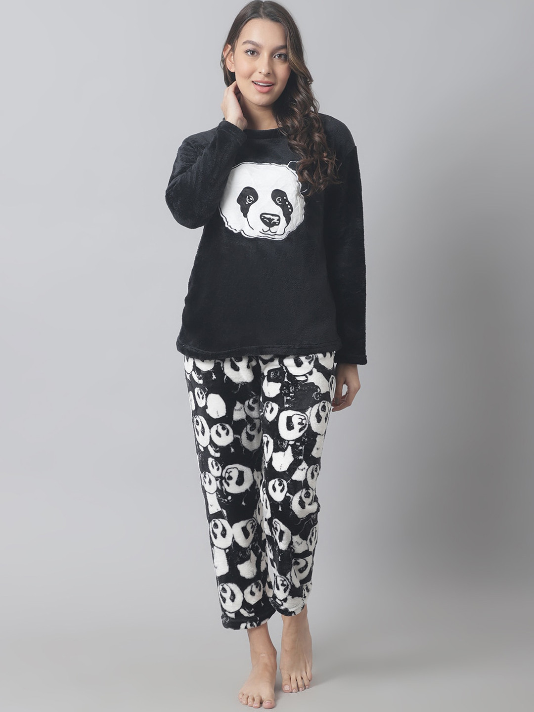 

TAG 7 Women Printed Night suit, Black