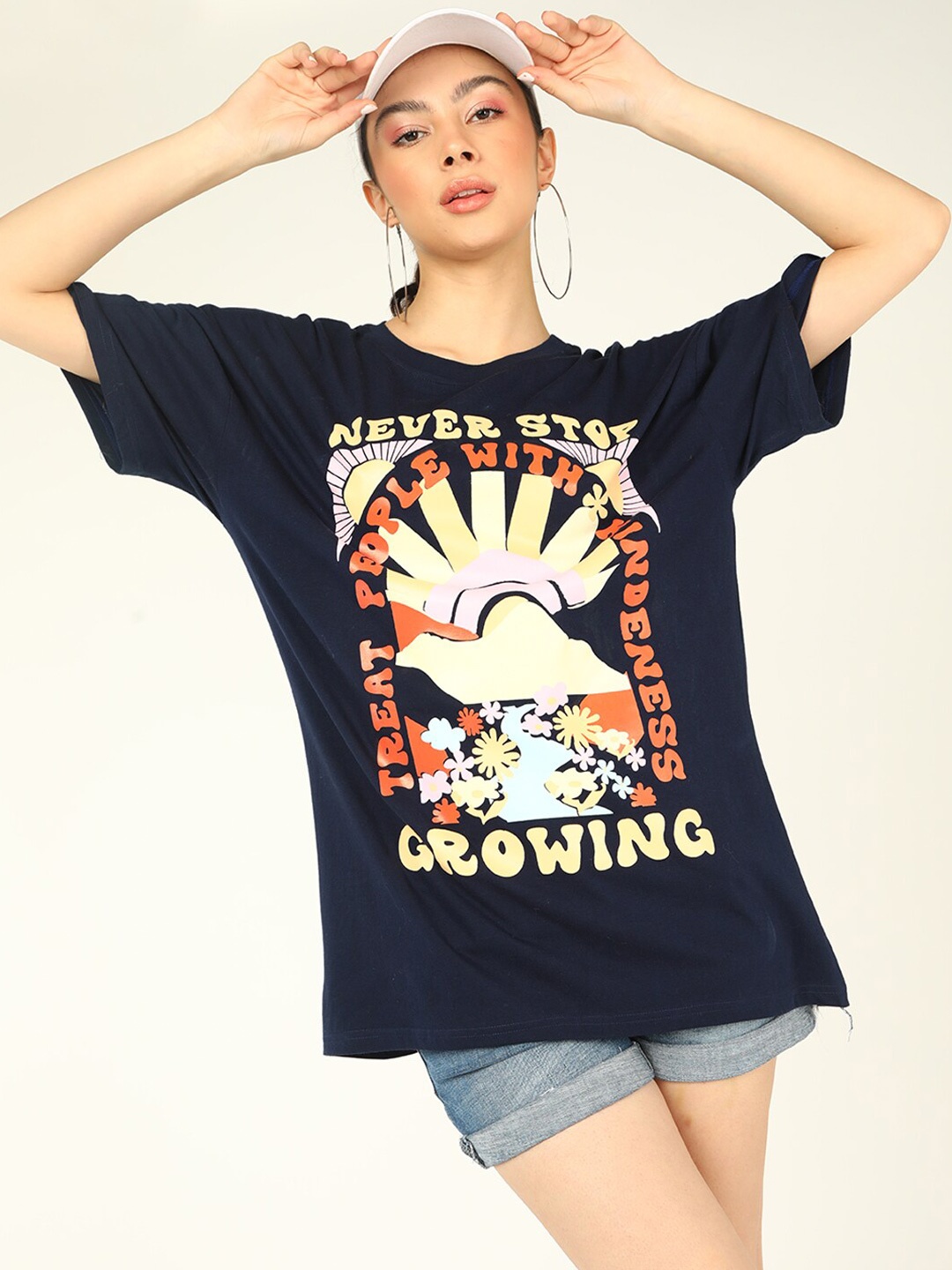 

DressBerry Women Blue & Red Cotton Printed Extended Sleeves T-shirt