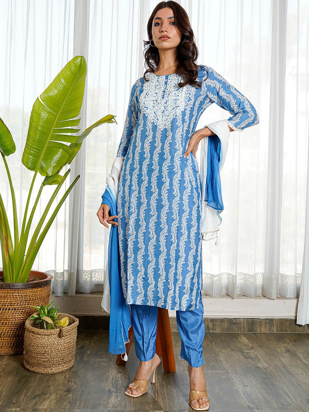 

KAMODINEE Women Ethnic Motifs Printed Thread Work Kurta With Trousers & Dupatta, Blue