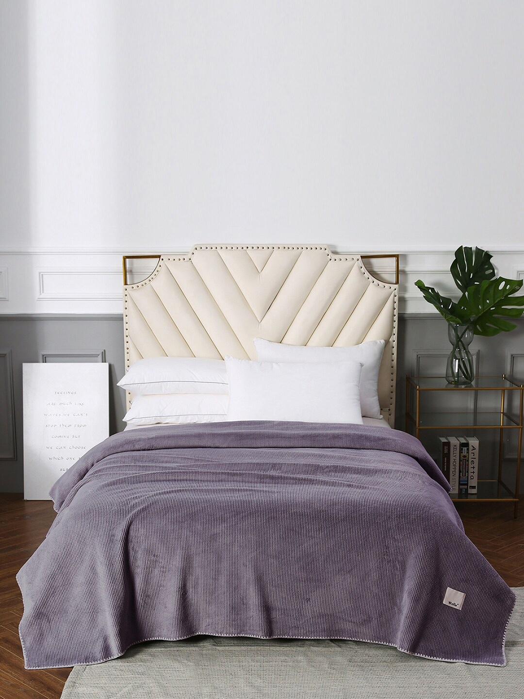 

URBAN DREAM Purple & White AC Room 210 GSM Double Bed Blanket