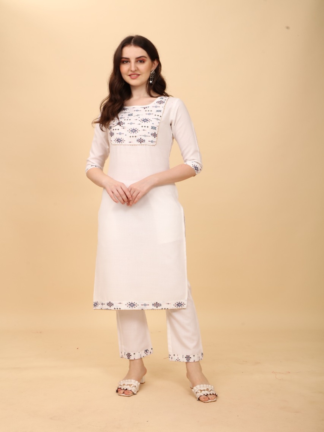 

White World Women Ethnic Printed Kurta with Trousers