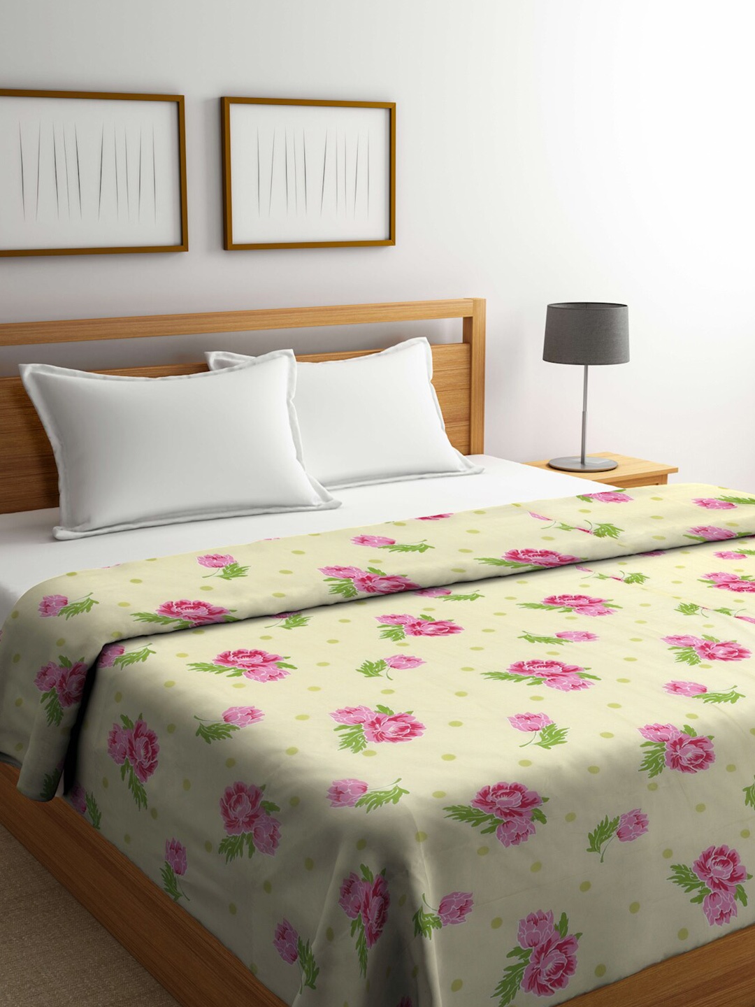 

BOMBAY DYEING Joanna Yellow & Pink Floral AC Room 120 GSM Double Bed Dohar