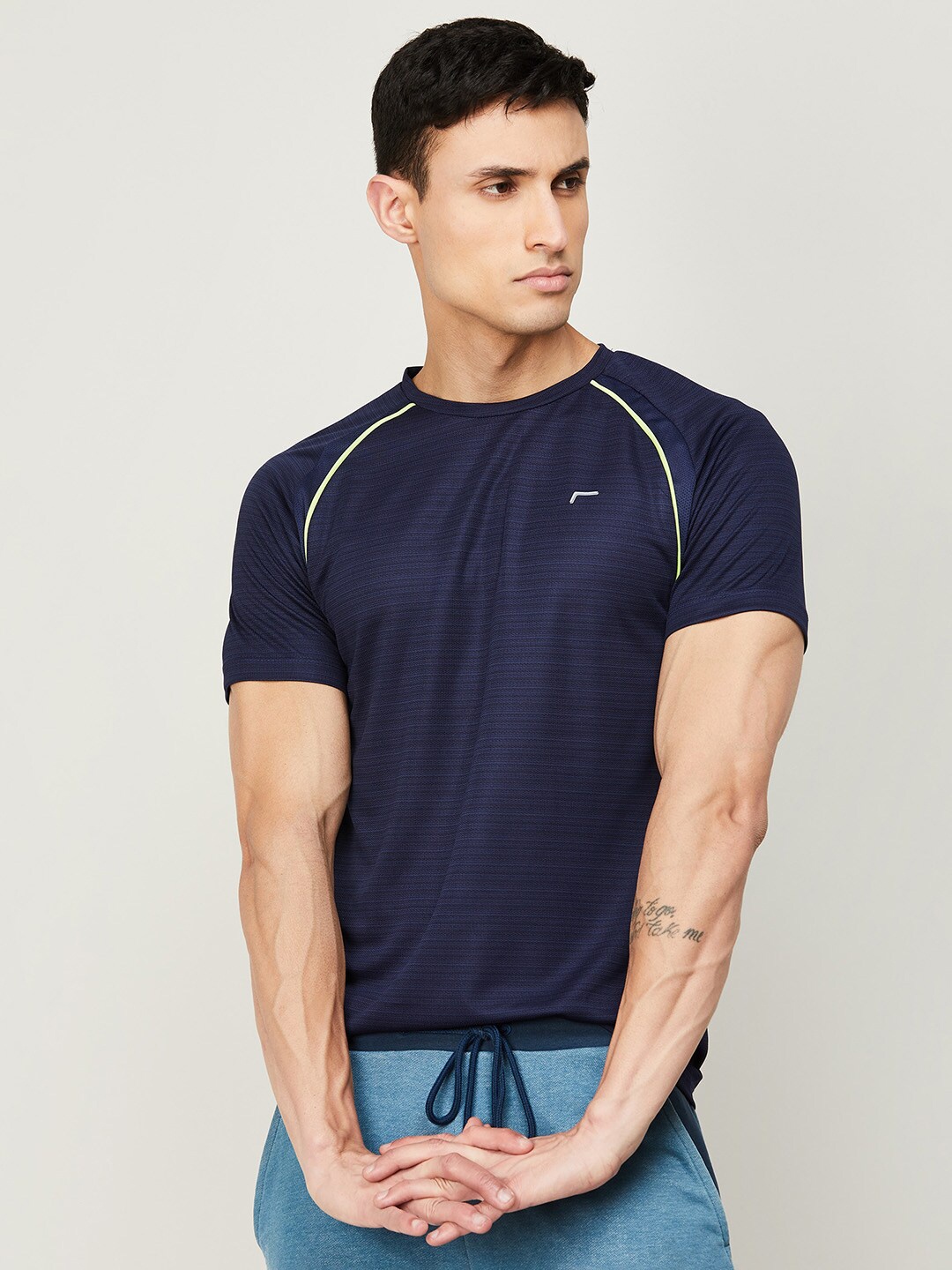 

Fame Forever by Lifestyle Men Raglan Sleeves T-shirt, Navy blue