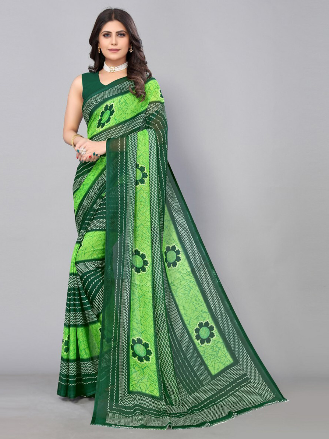 

KALINI Floral Printed Poly Georgette Saree, Green