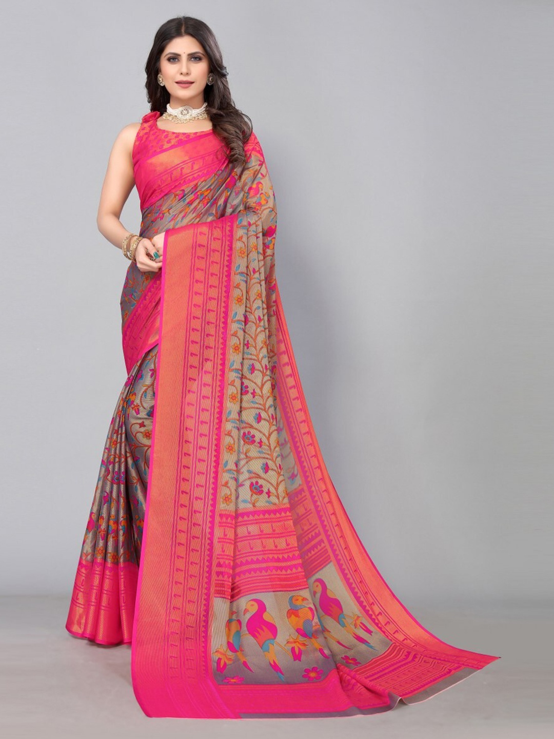 

KALINI Floral Printed Poly Chiffon Saree with Unstitched Blouse Piece, Pink