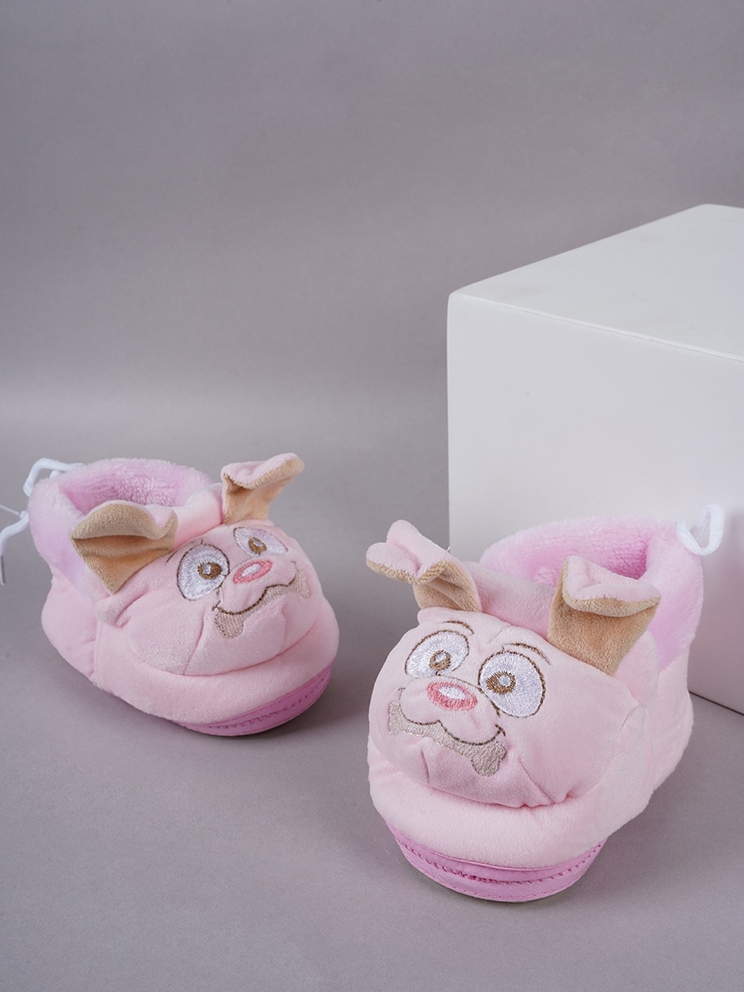 

Walkfree Infant Kids Pure Wool Booties, Pink