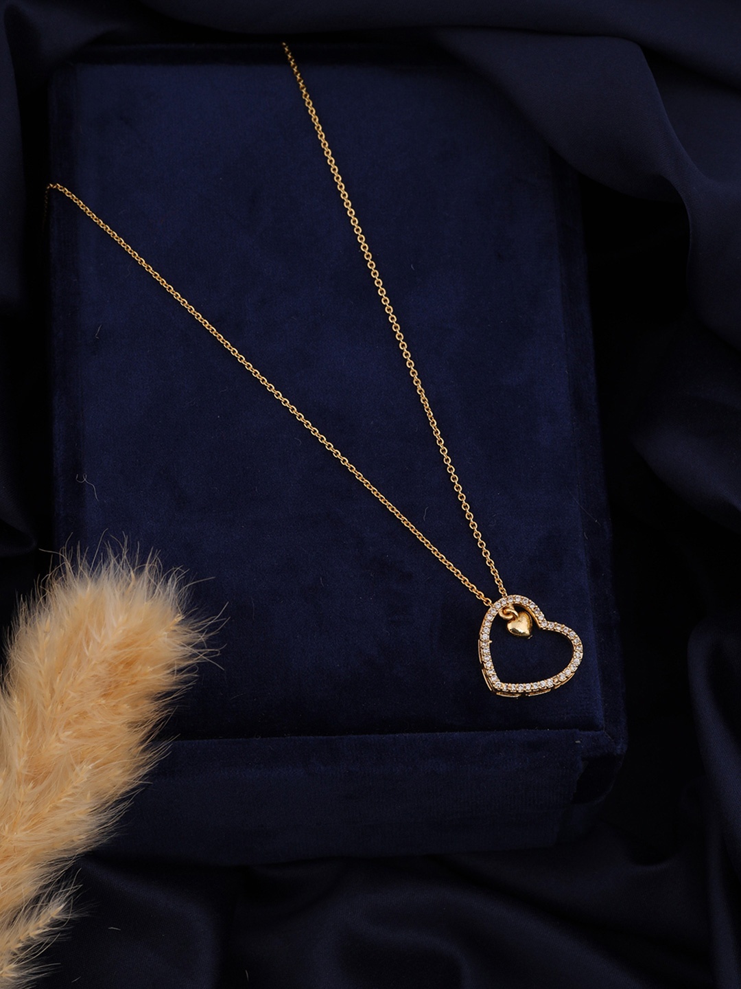 

Brado Jewellery Gold-Toned Gold-Plated Antique Chain