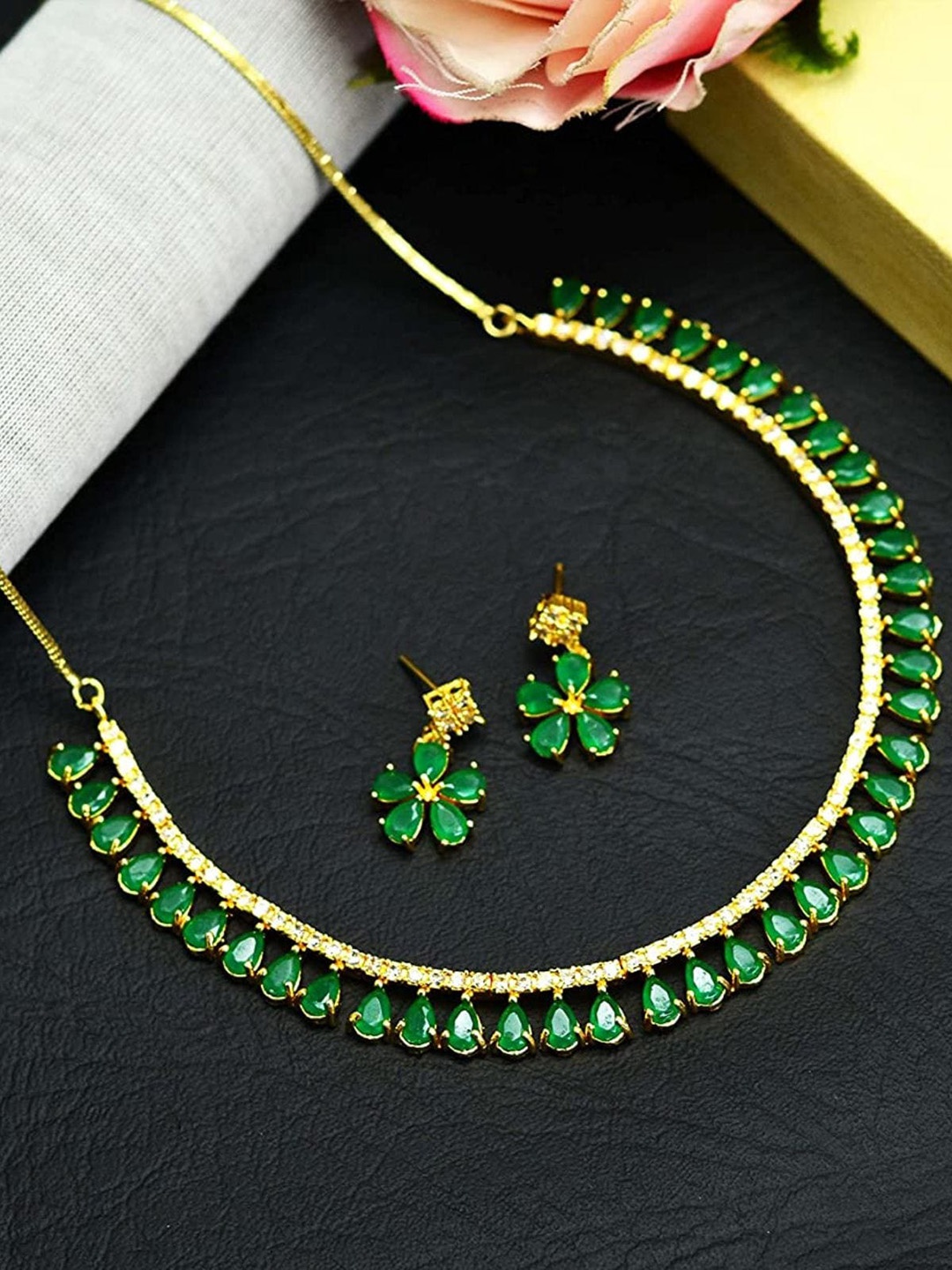 

Jewar Mandi CZ Stone-Studded Jewellery Set, Gold