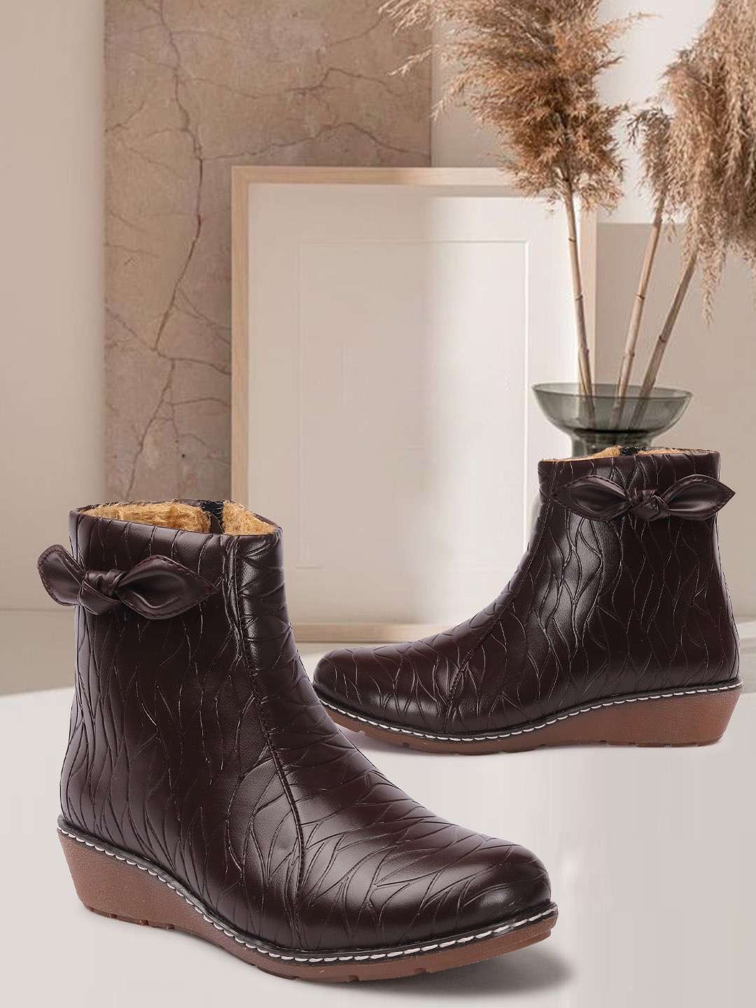 

ICONICS Women Winter Boots, Brown