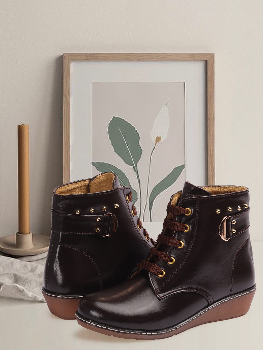 

ICONICS Women Brown Winter Boots