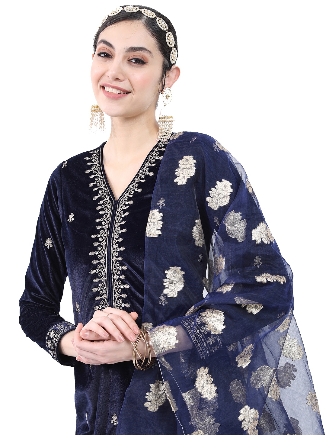 

Ketch Embroidered Knited Velvet Kurta & Trousers With Dupatta, Navy blue