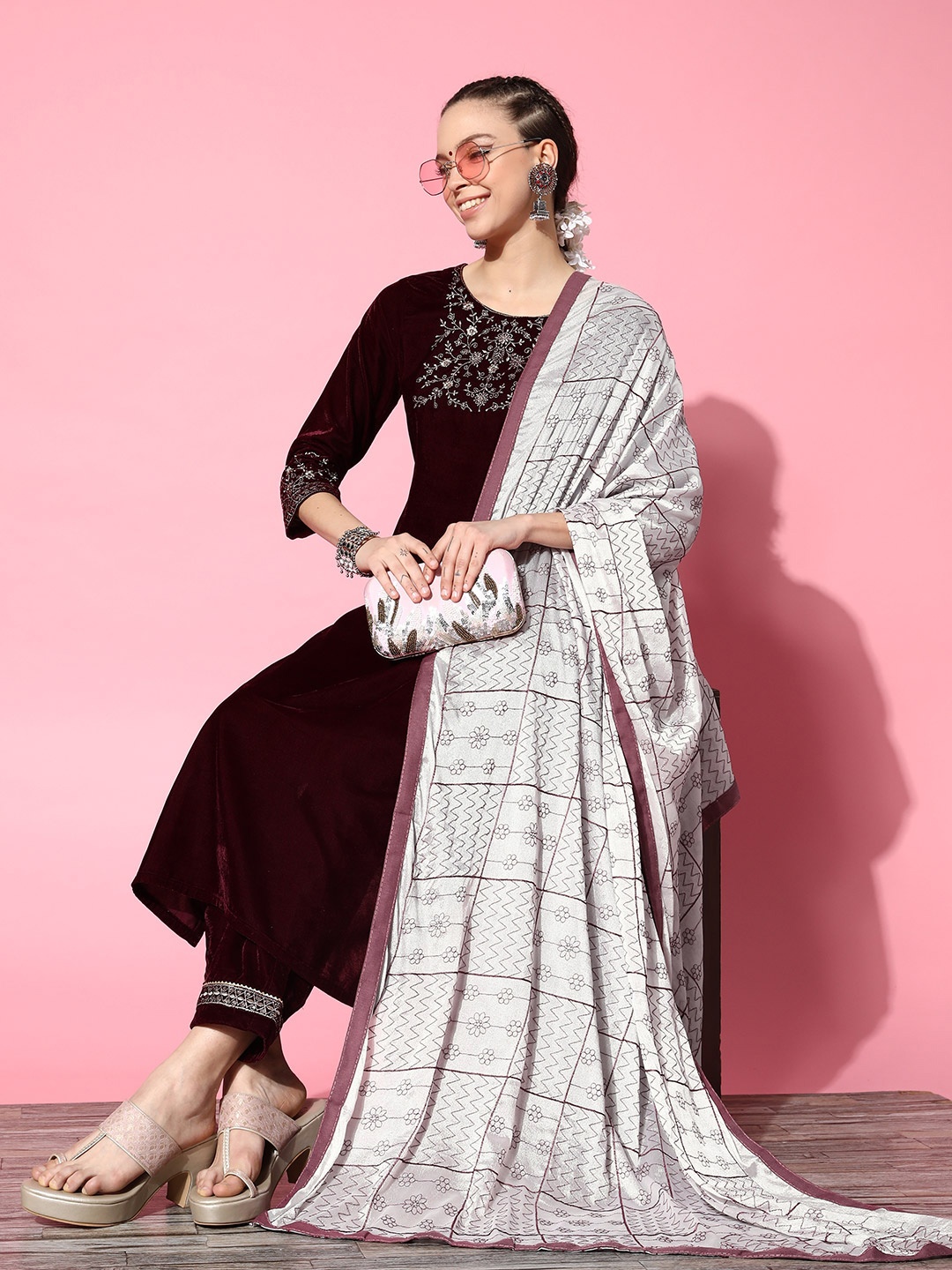 

SheWill Ethnic Motifs Embroidered Silk Blend Dupatta, Purple