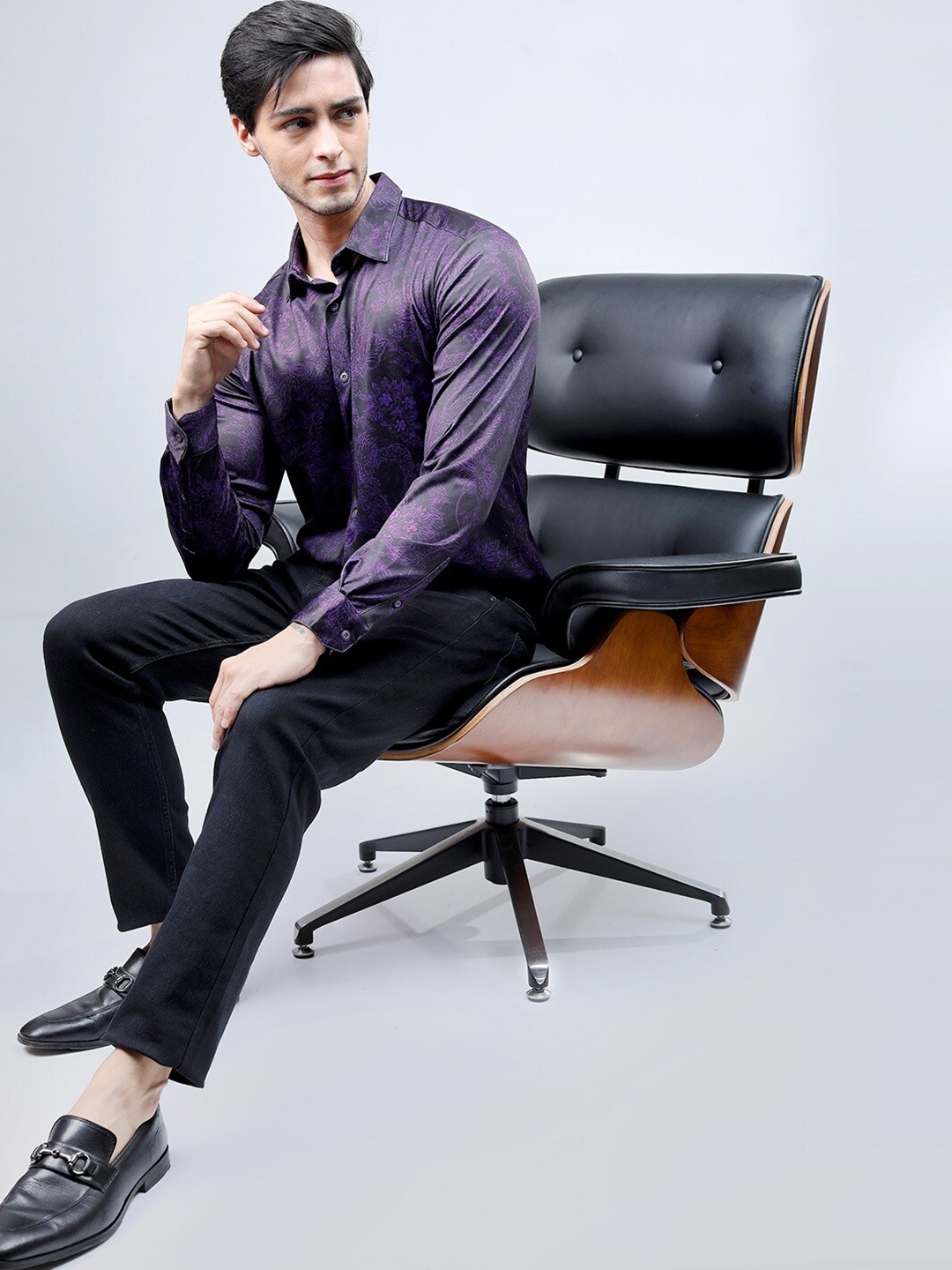 

HIGHLANDER Men Floral Printed Knitted Party Wear Casual Shirt, Purple