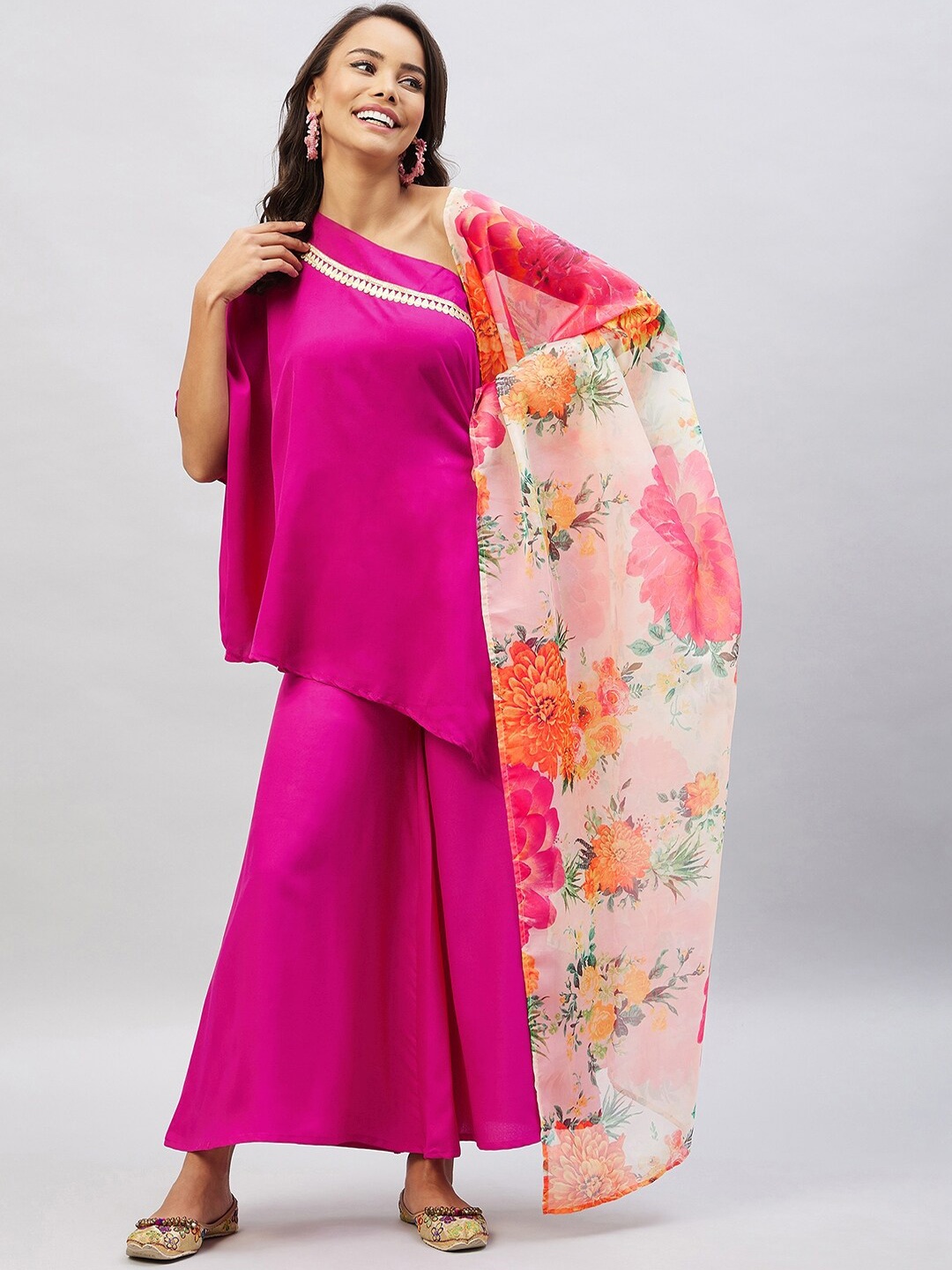 

InWeave Women Kurta with Palazzos & Dupatta, Magenta