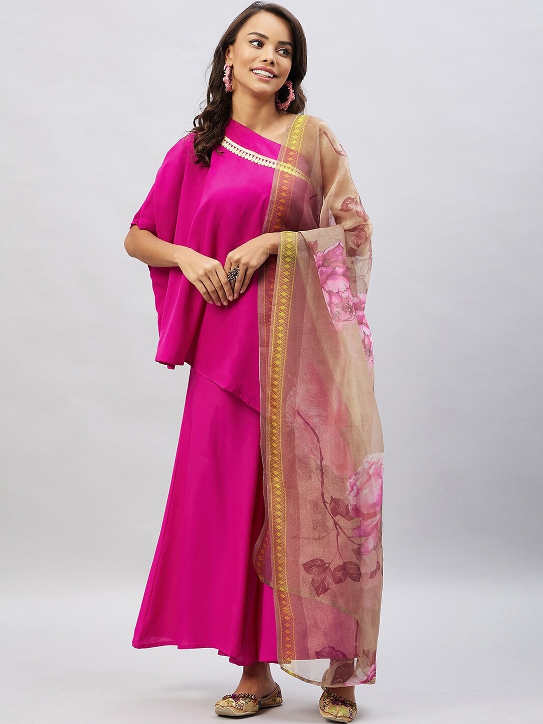 

InWeave Women Kurta with Palazzos & With Dupatta, Magenta